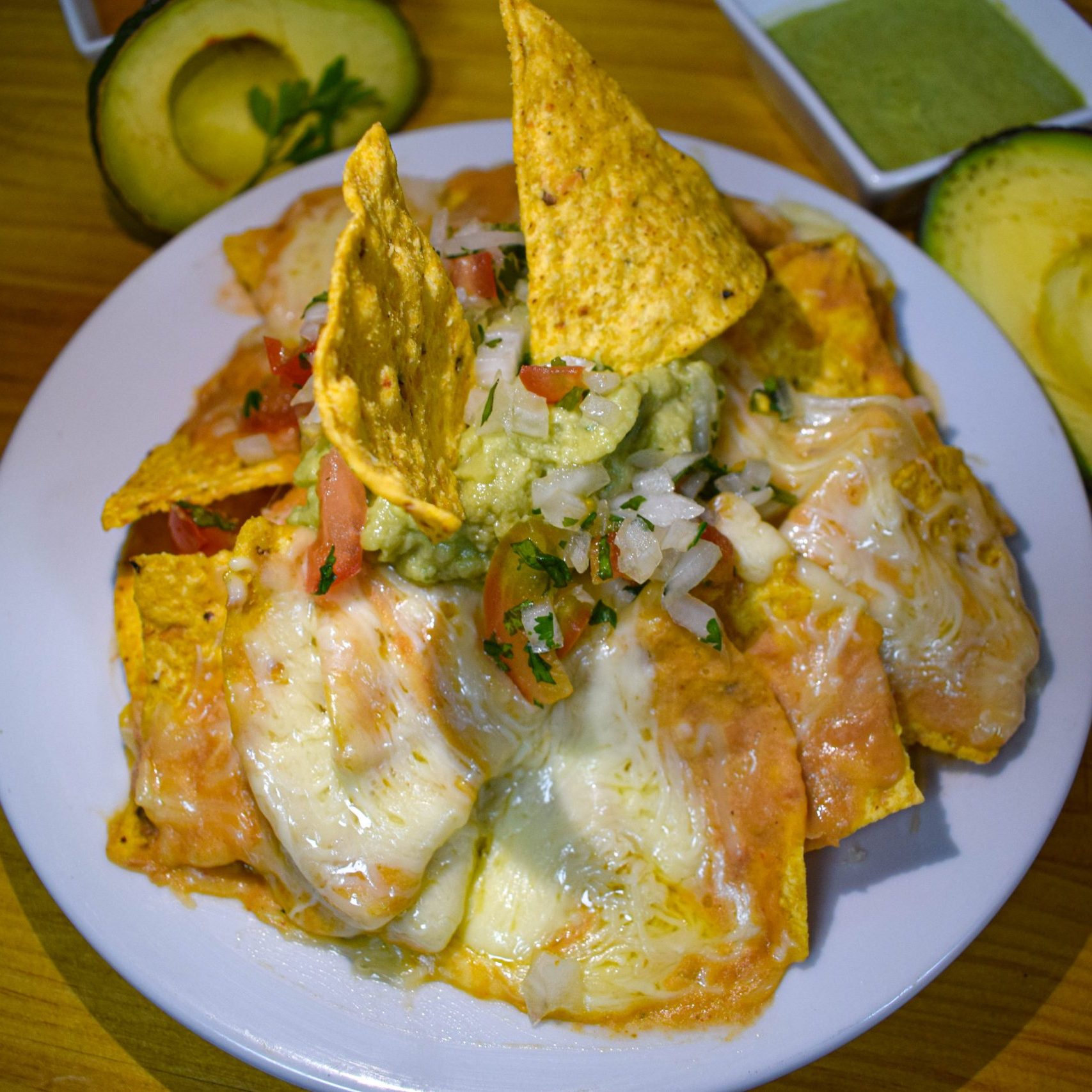 Nachos con guacamole